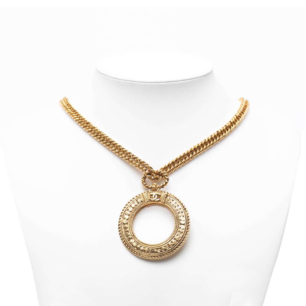 Chanel Gold Plated Loupe Magnifying Glass Pendant Necklace - 4