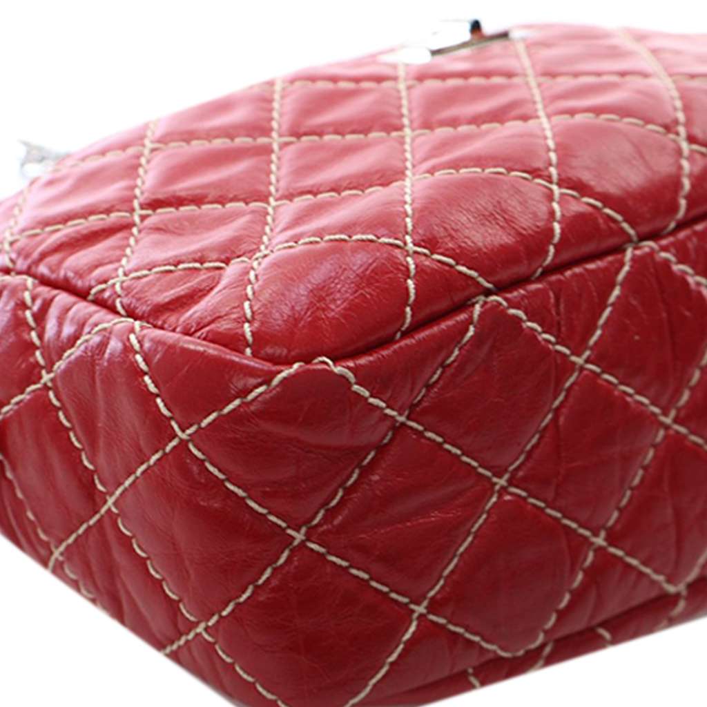 Chanel Medium Quilted Aged Calfskin Reissue Camera Bag - Image 13