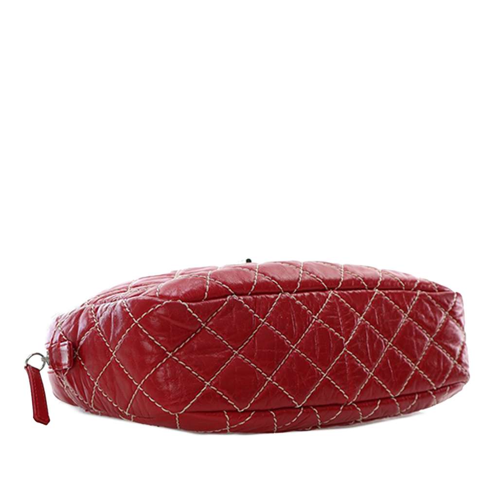 Chanel Medium Quilted Aged Calfskin Reissue Camera Bag - Detail 2