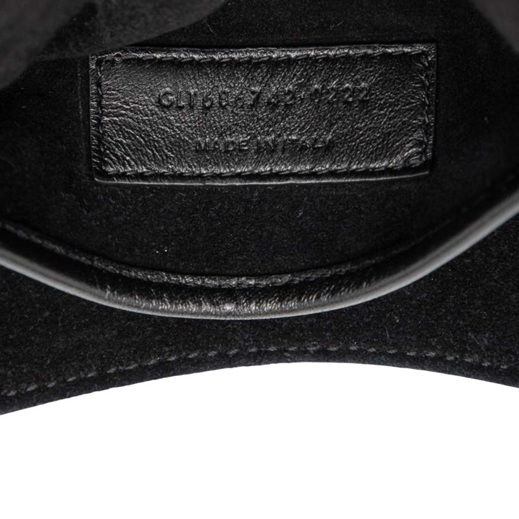 Saint Laurent Medium Smooth Calfskin Charlie Crossbody - Detail 1