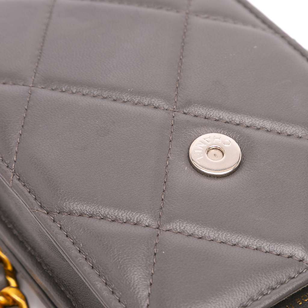 Chanel Lambskin 19 Phone Holder with Chain - Detail 2