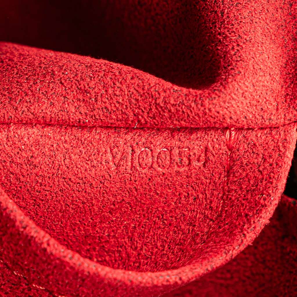 Louis Vuitton Monogram Coussin GM - Detail 1
