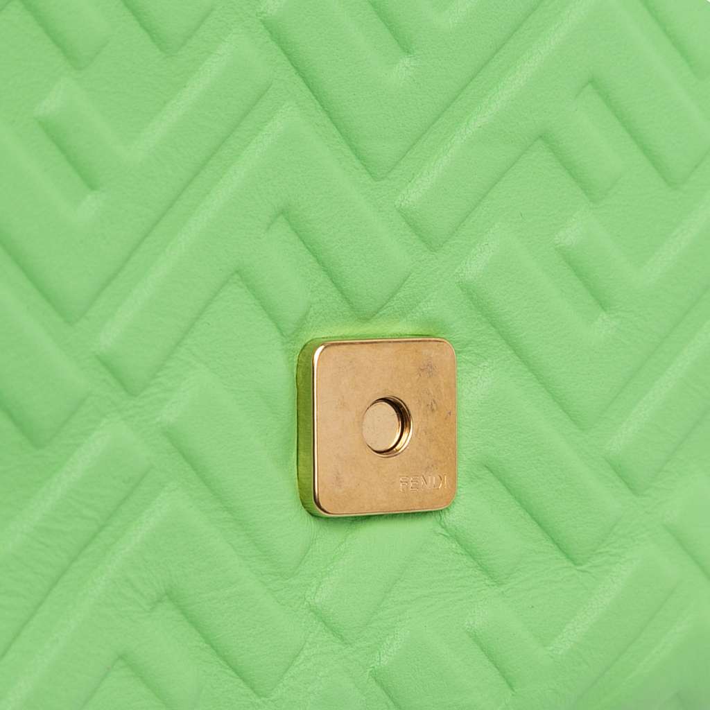 Fendi Small FF Nappa Embossed Chain Midi Baguette - Detail 2