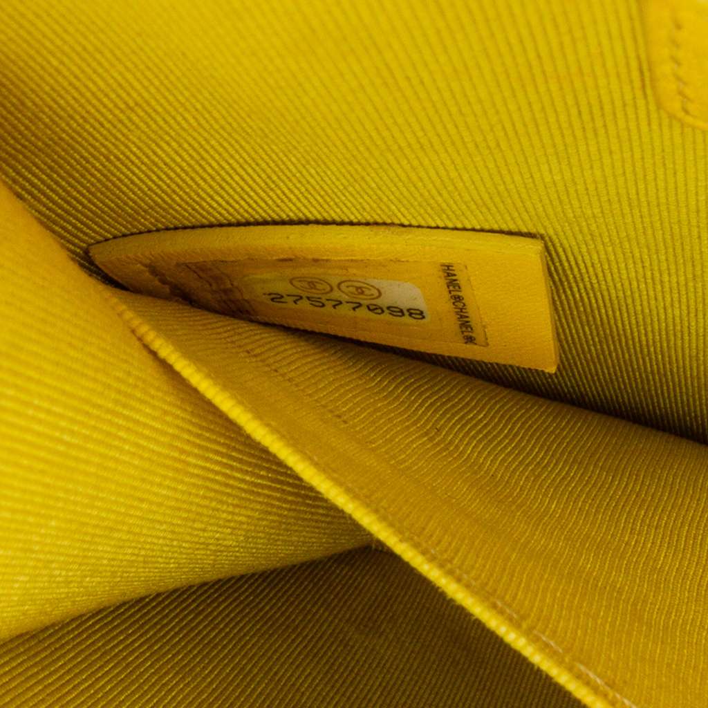 Chanel Quilted Lambskin North South Boy Flap - Detail 2