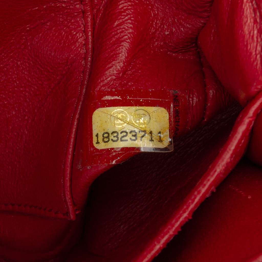 Chanel Extra Mini Rectangular Classic Patent Single Flap - Detail 1