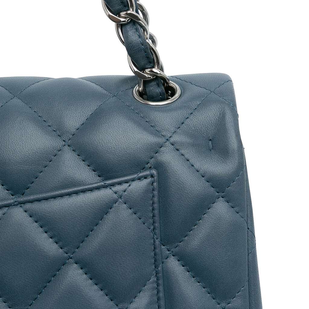 Chanel Jumbo Classic Lambskin Double Flap - Image 13