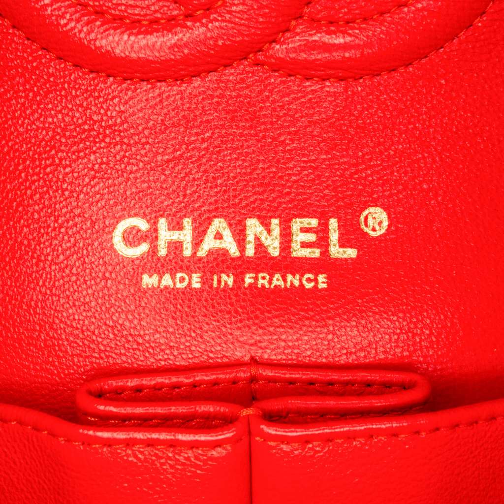 Chanel Medium Classic Lambskin Double Flap - Detail 2