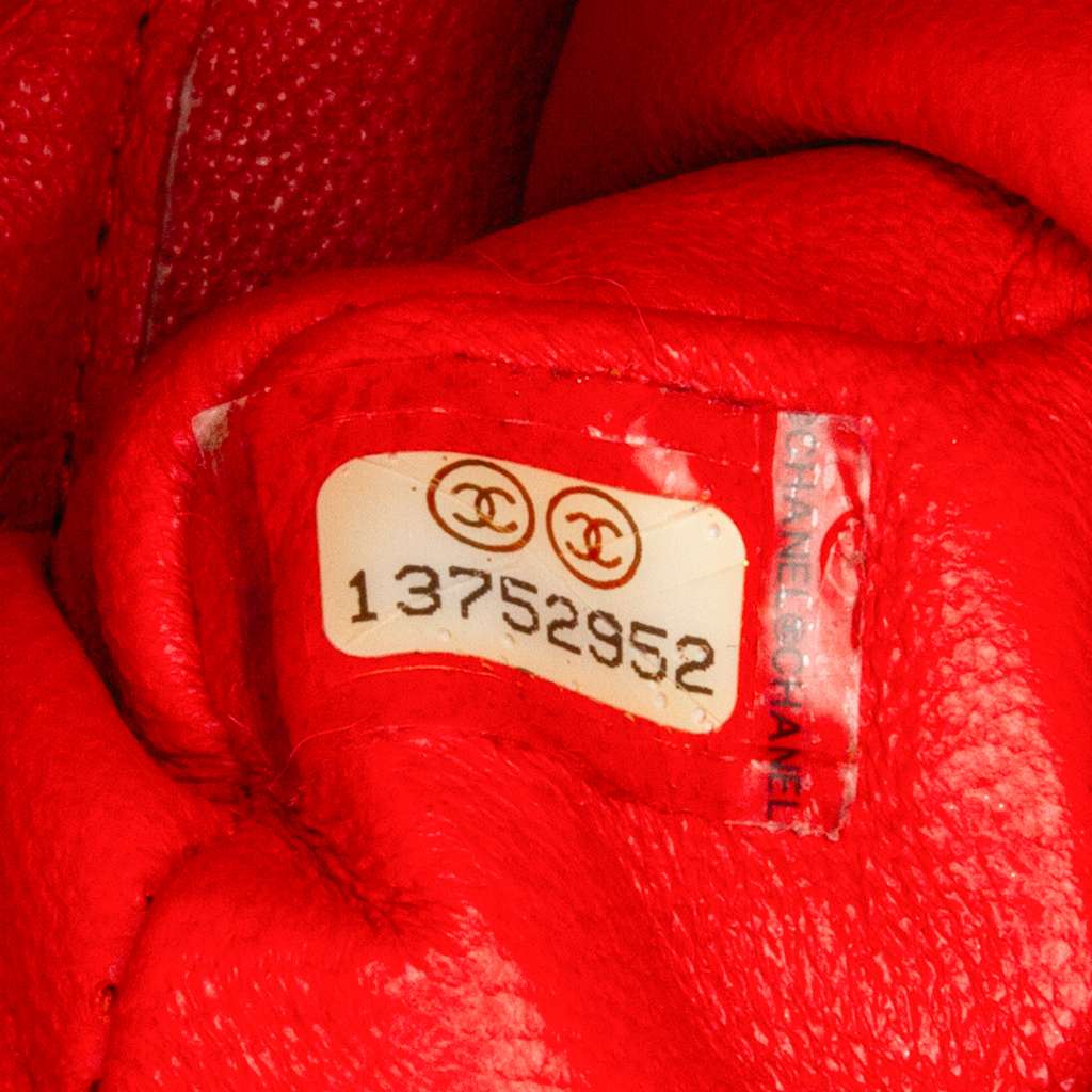 Chanel Medium Classic Lambskin Double Flap - Image 10