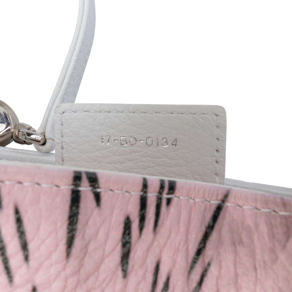 Dior Medium Deerskin Floral Printed Lady Dior - Detail 1