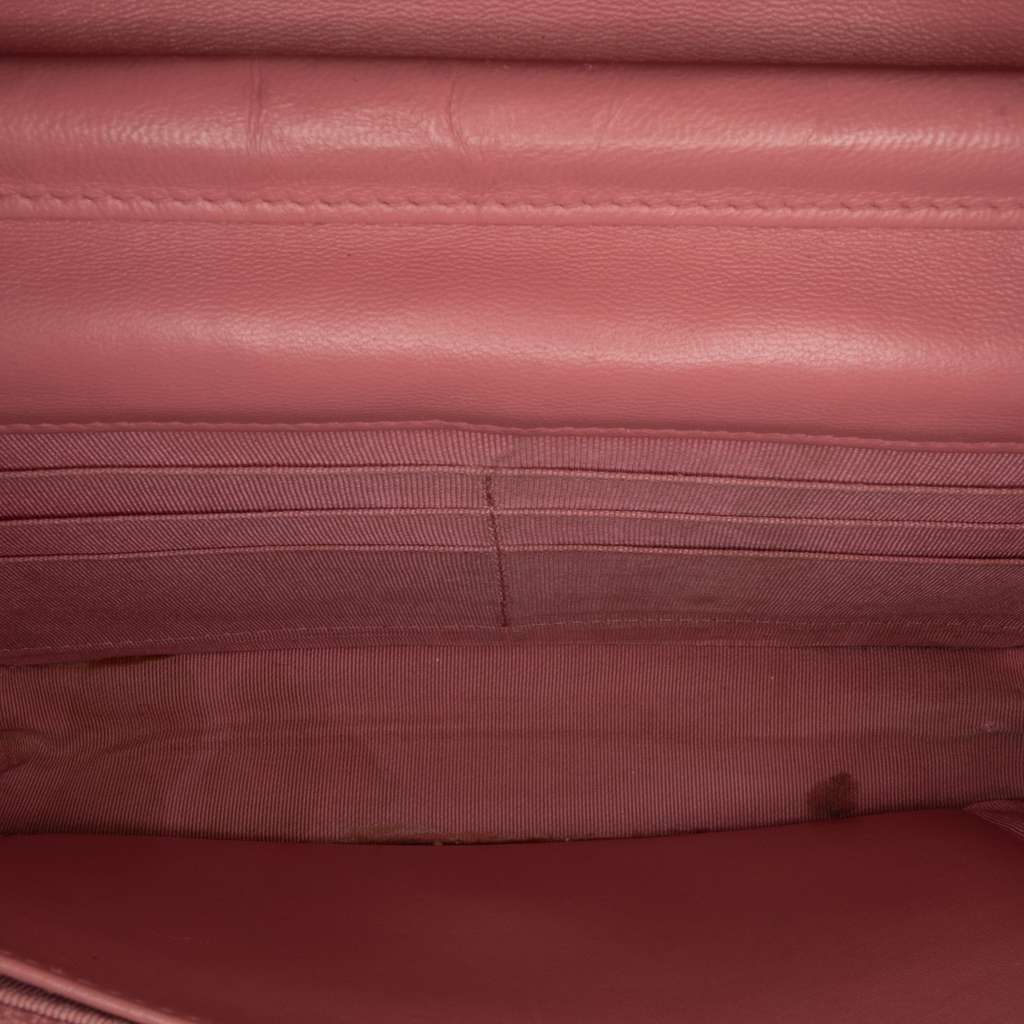 Chanel Classic Lambskin Wallet on Chain - Detail 1