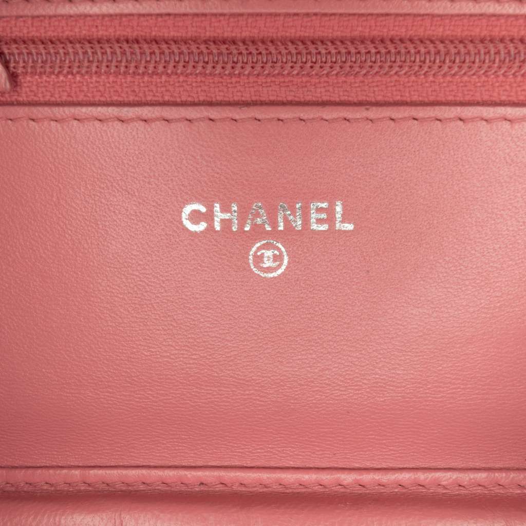 Chanel Classic Lambskin Wallet on Chain - Image 11
