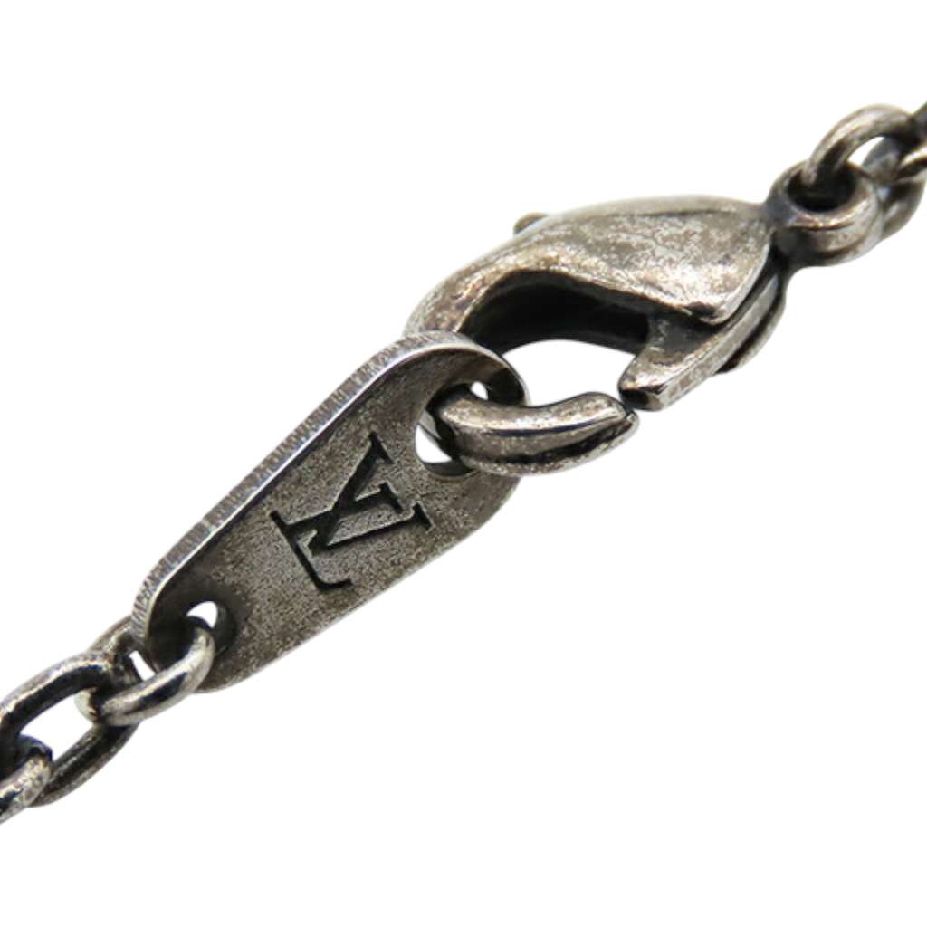 Louis Vuitton Silver Plated and Resin LV Initiales Pendant Necklace - Detail 1