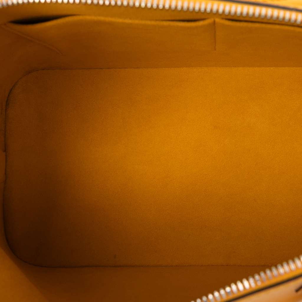 Louis Vuitton Epi Alma MM - 4