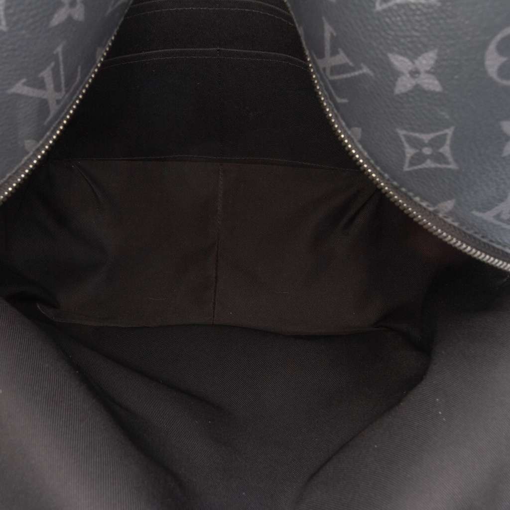 Louis Vuitton Monogram Eclipse Discovery - 4