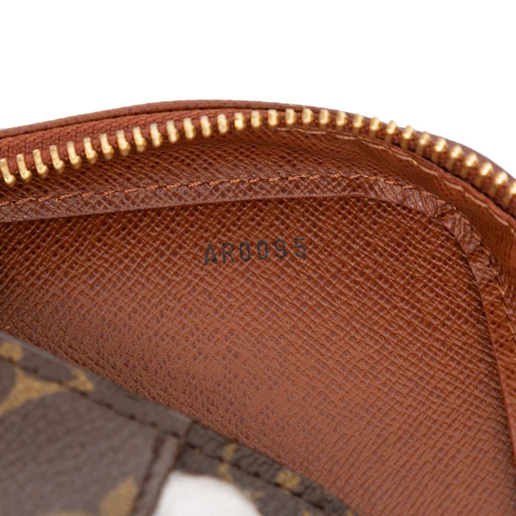 Louis Vuitton Monogram Orsay - Detail 1