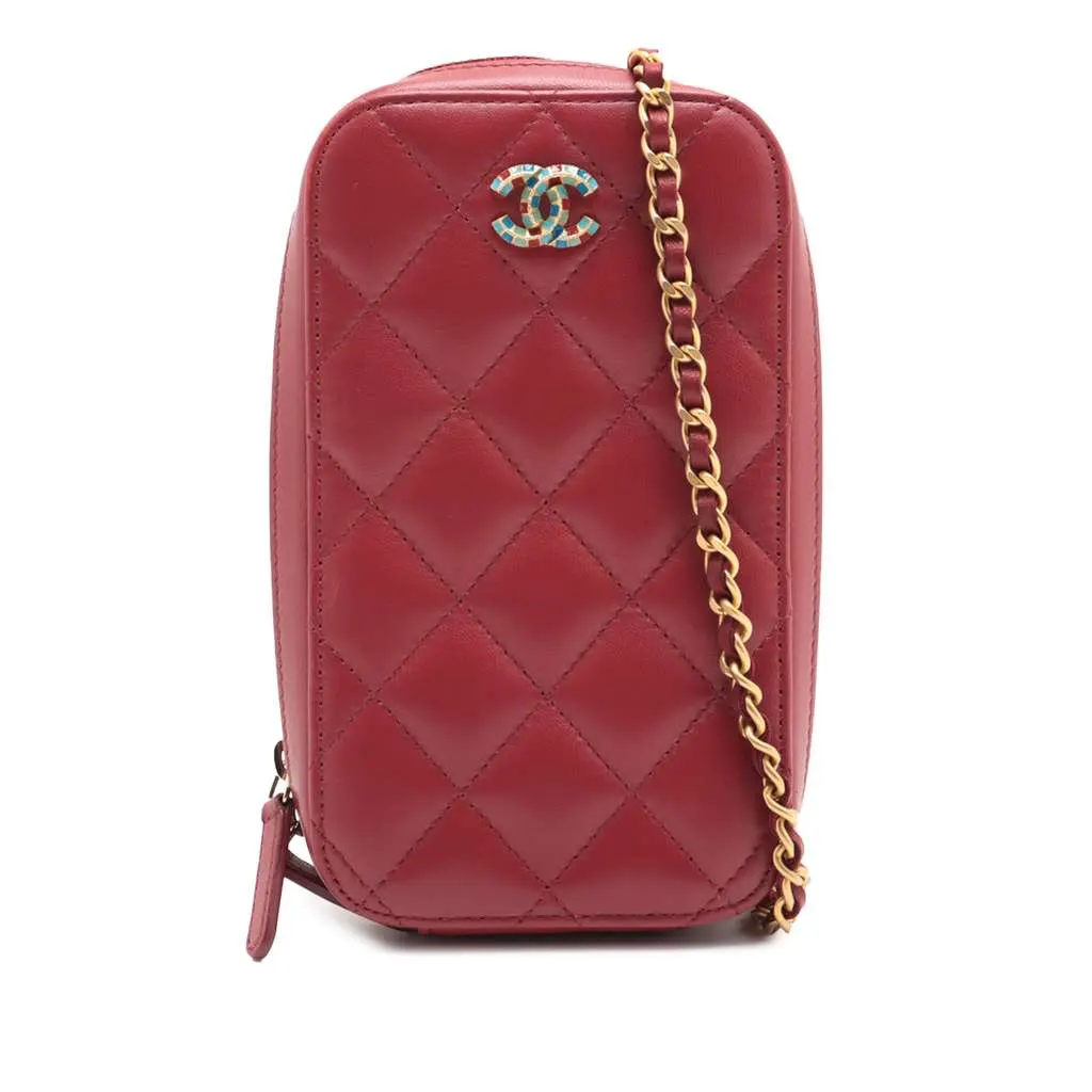 Chanel CC Quilted Lambskin Zip Phone Case Red Leather Very good - Front View