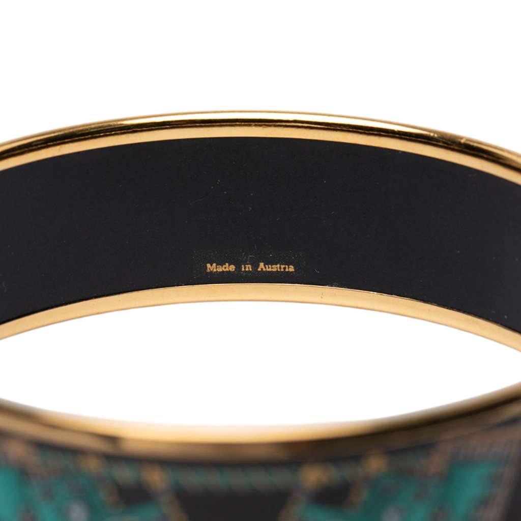 Hermès Wide Printed Enamel Bangle 65 - Side view