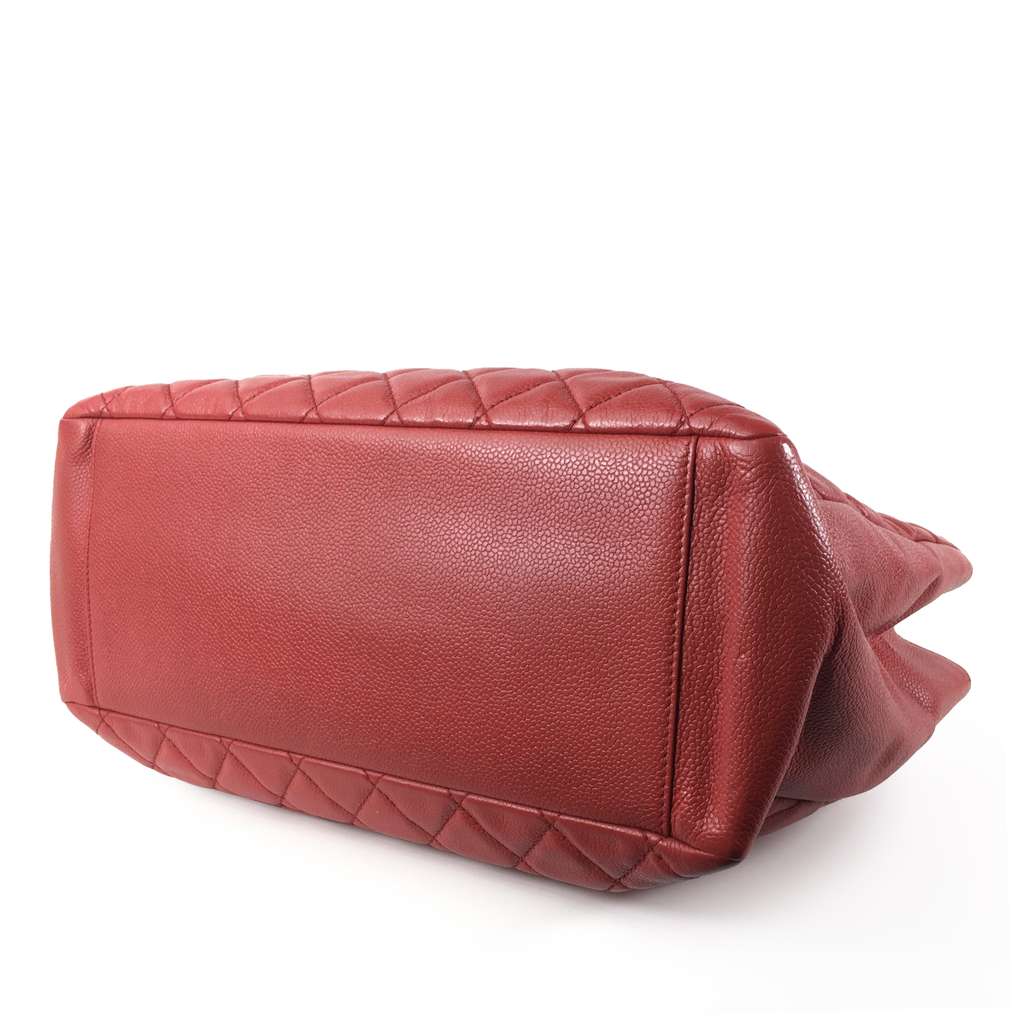 Chanel Caviar Grand Shopping Tote - Image 10