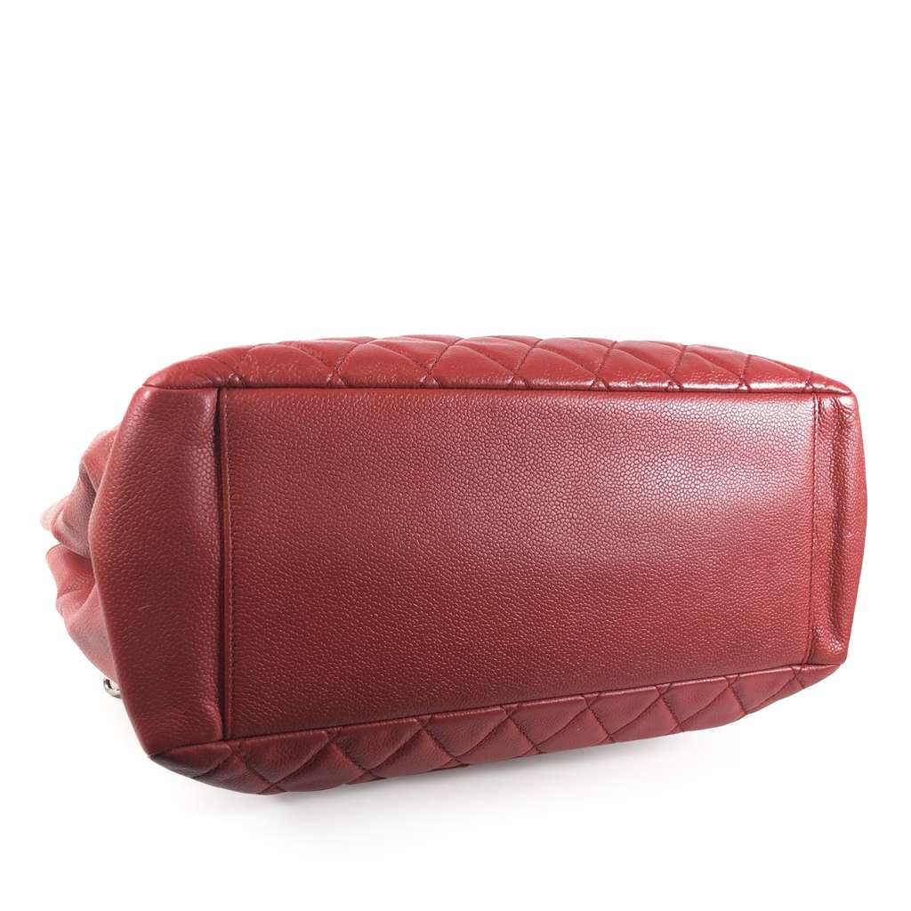 Chanel Caviar Grand Shopping Tote - Image 11