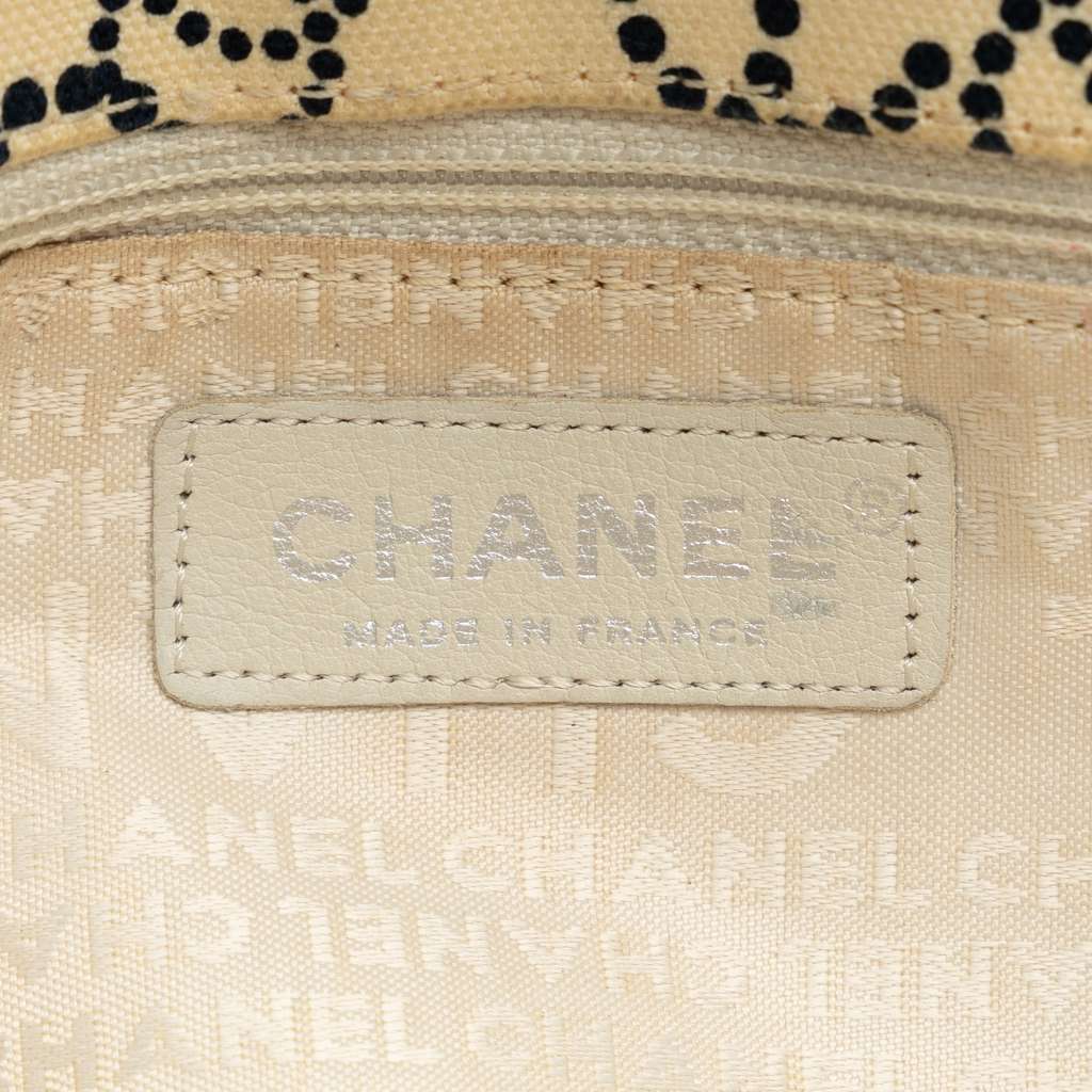 Chanel CC No.5 Canvas Flap Bag - Detail 1