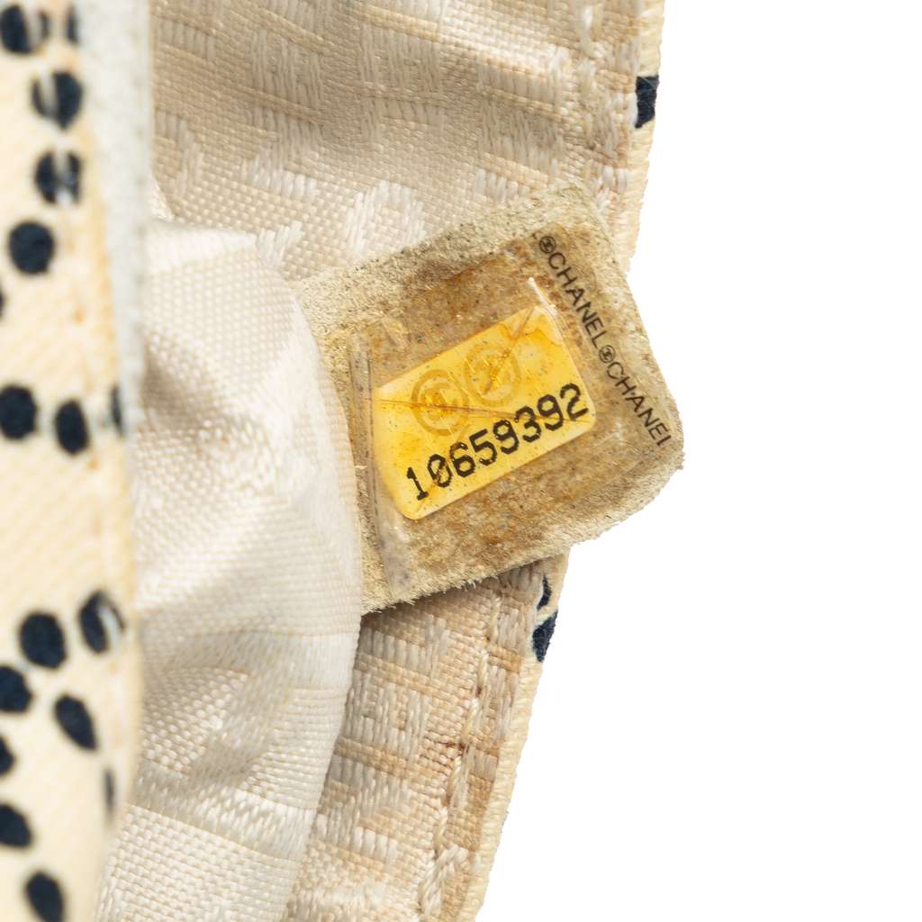 Chanel CC No.5 Canvas Flap Bag - Detail 2