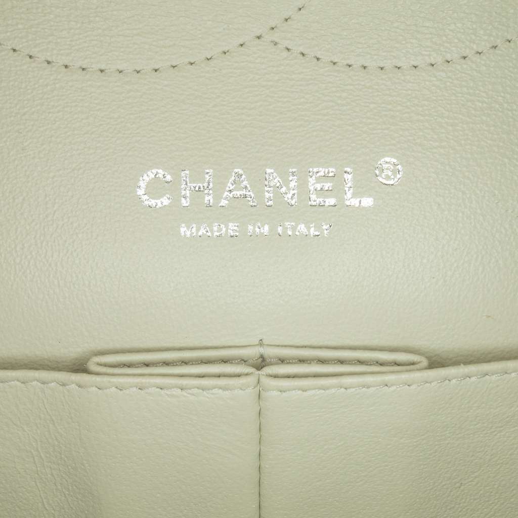 Chanel Jumbo Classic Caviar Double Flap - Detail 1
