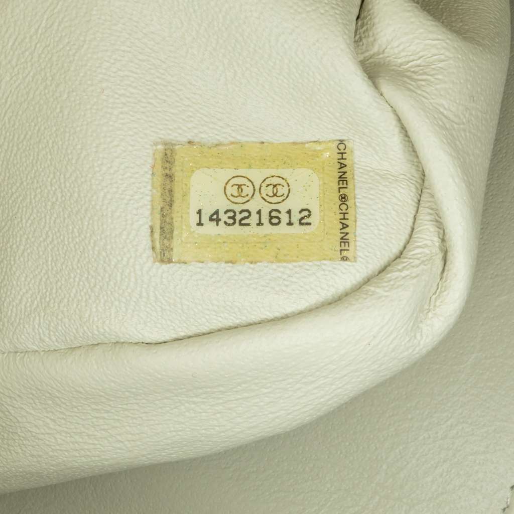 Chanel Jumbo Classic Caviar Double Flap - Detail 2