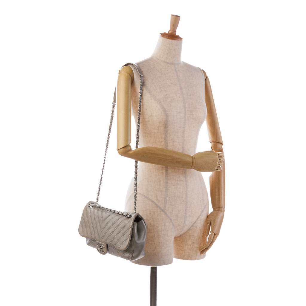 Chanel Medium Chevron Calfskin Stud Wars Flap - Image 14