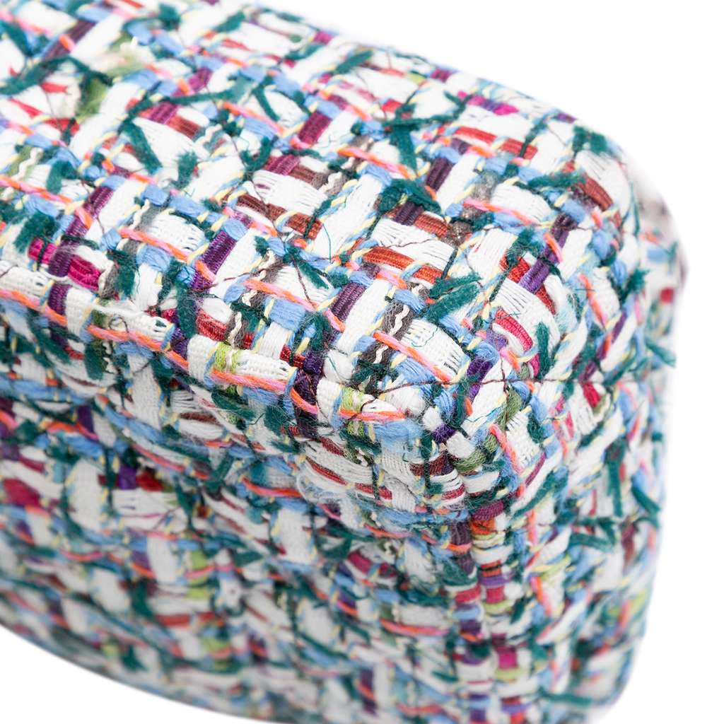 Chanel Medium Classic Tweed Double Flap - Image 13