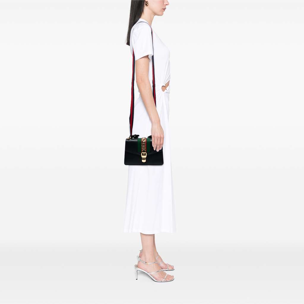 Gucci Small Leather Sylvie Satchel - Detail 2