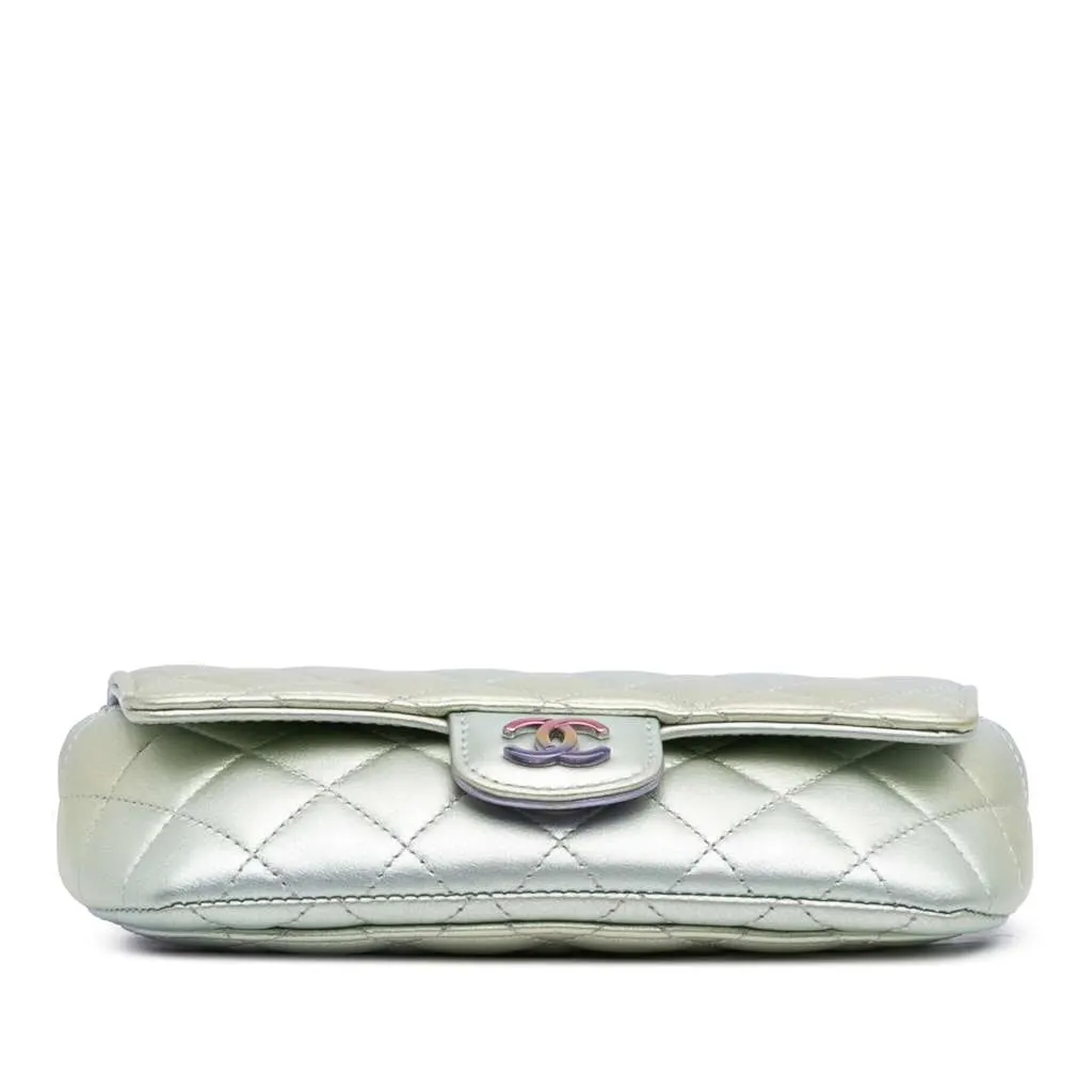 Chanel Gradient Metallic Quilted Calfskin Glasses Case With Chain Silver Leather Good - Inside View