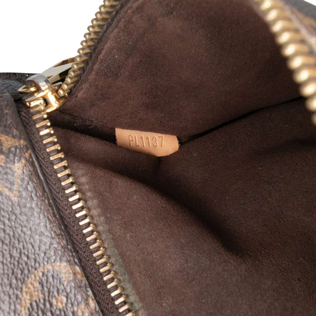 Louis Vuitton Monogram Pochette Metis - Detail 1
