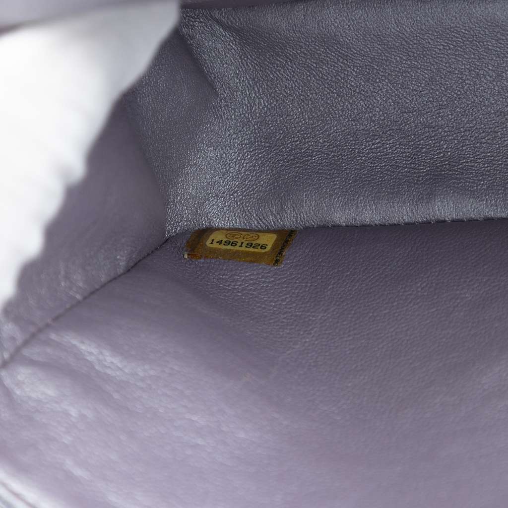 Chanel Medium Classic Metallic Calfskin Double Flap - Detail 1