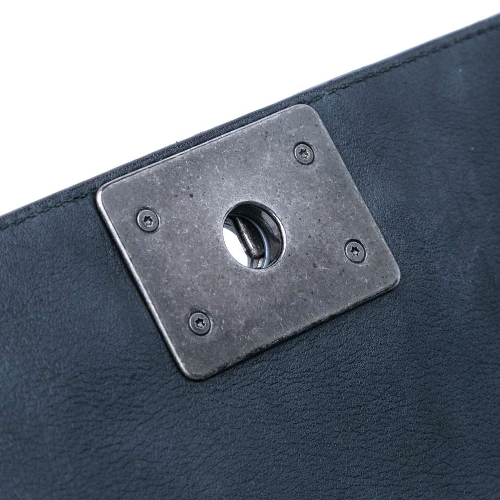 Chanel Old Medium Braided Calfskin Boy Flap - Detail 2