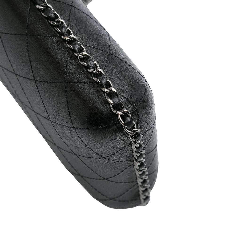 Chanel CC Quilted Lambskin Chain Around Phone Holder - Detail 2