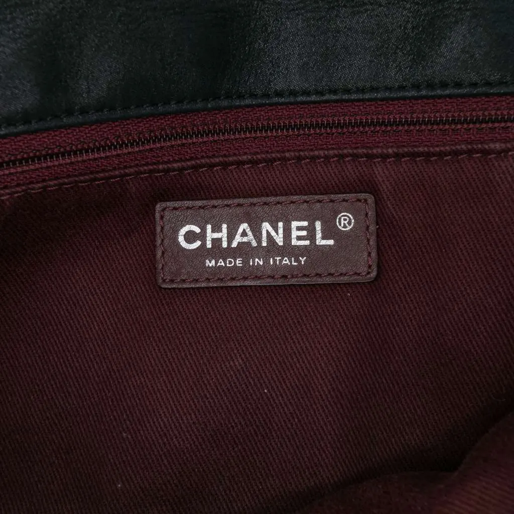 Chanel Medium Iridescent Calfskin In The Mix Flap Green Leather Good - Box View
