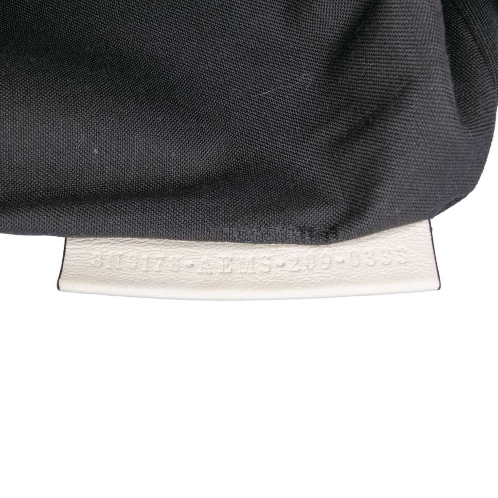 Fendi Shearling Logo Flat Pouch - Detail 1