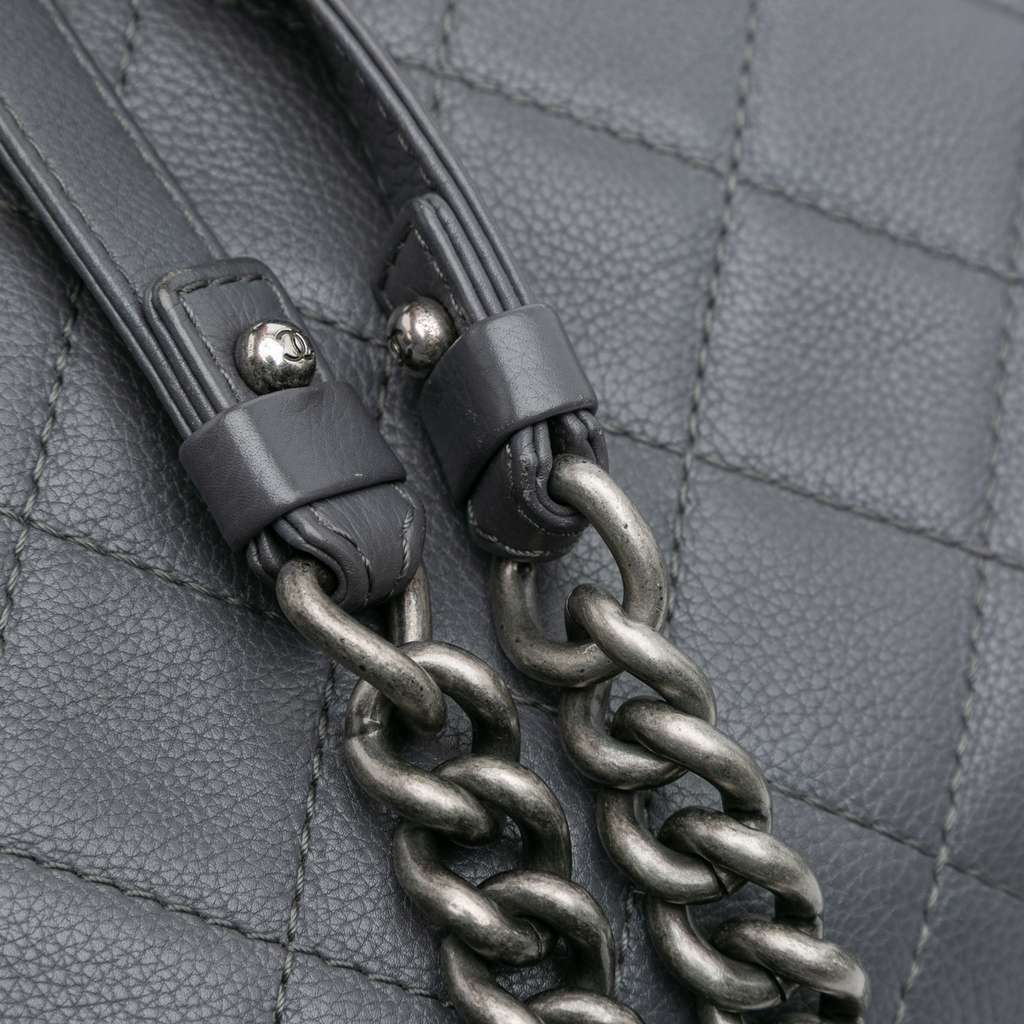 Chanel Quilted Calfskin Couture Messenger Bag - Image 12