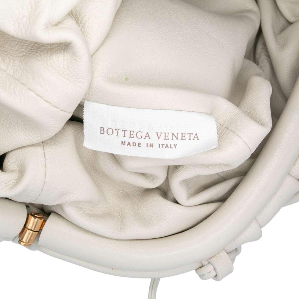 Bottega Veneta Lambskin The Mini Pouch Crossbody - Detail 1