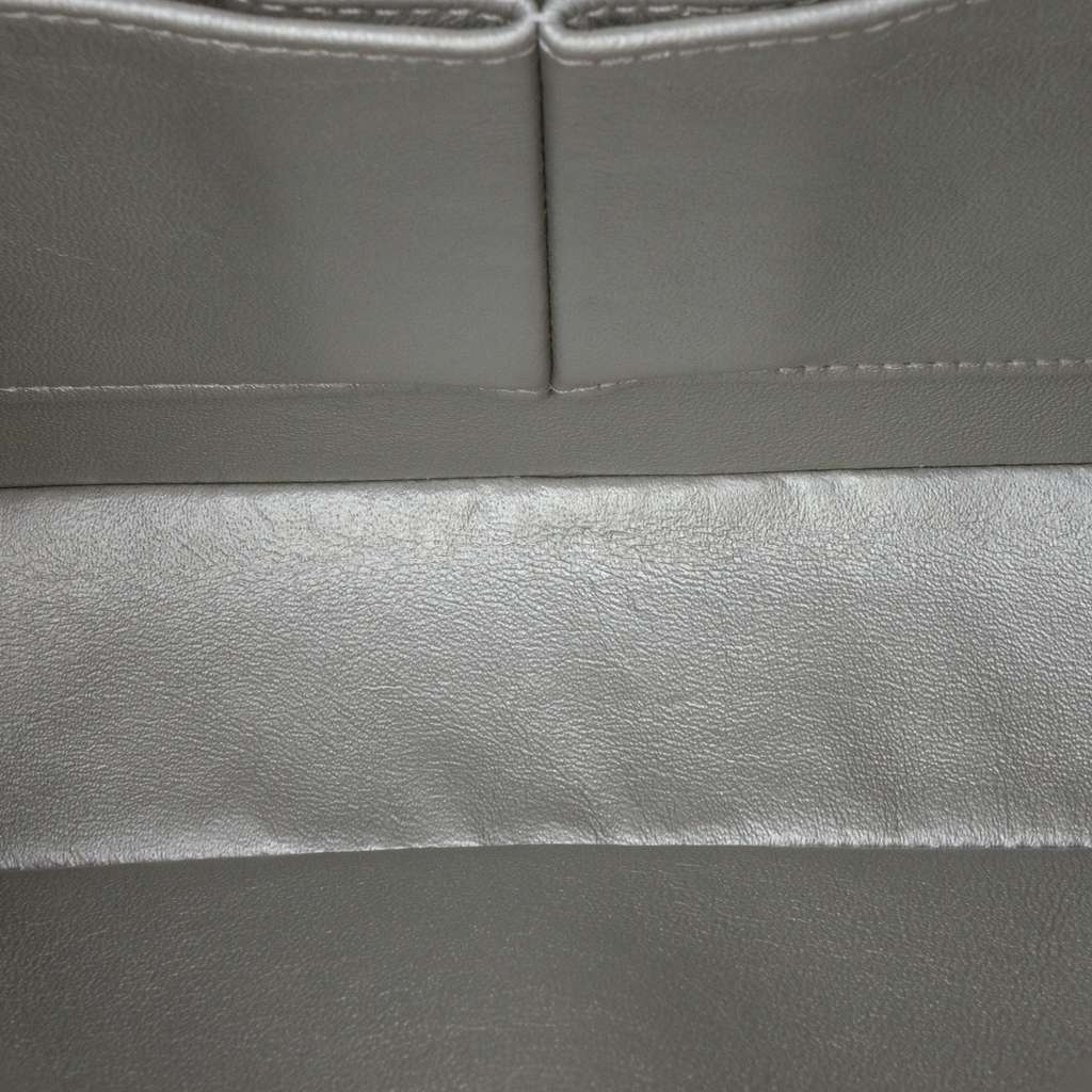 Chanel Medium Classic Iridescent Caviar Double Flap - 4