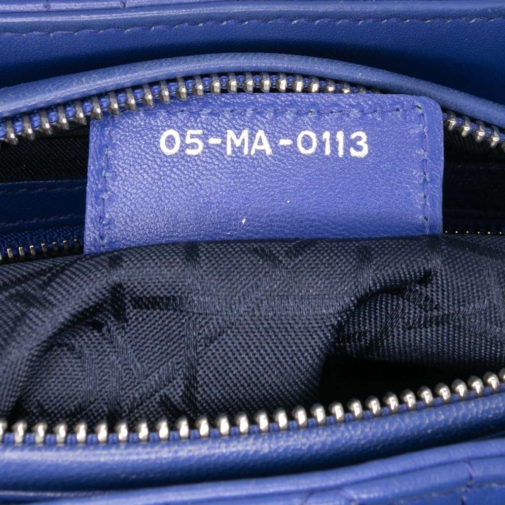 Dior Medium Lambskin Cannage Lady Dior - Detail 1