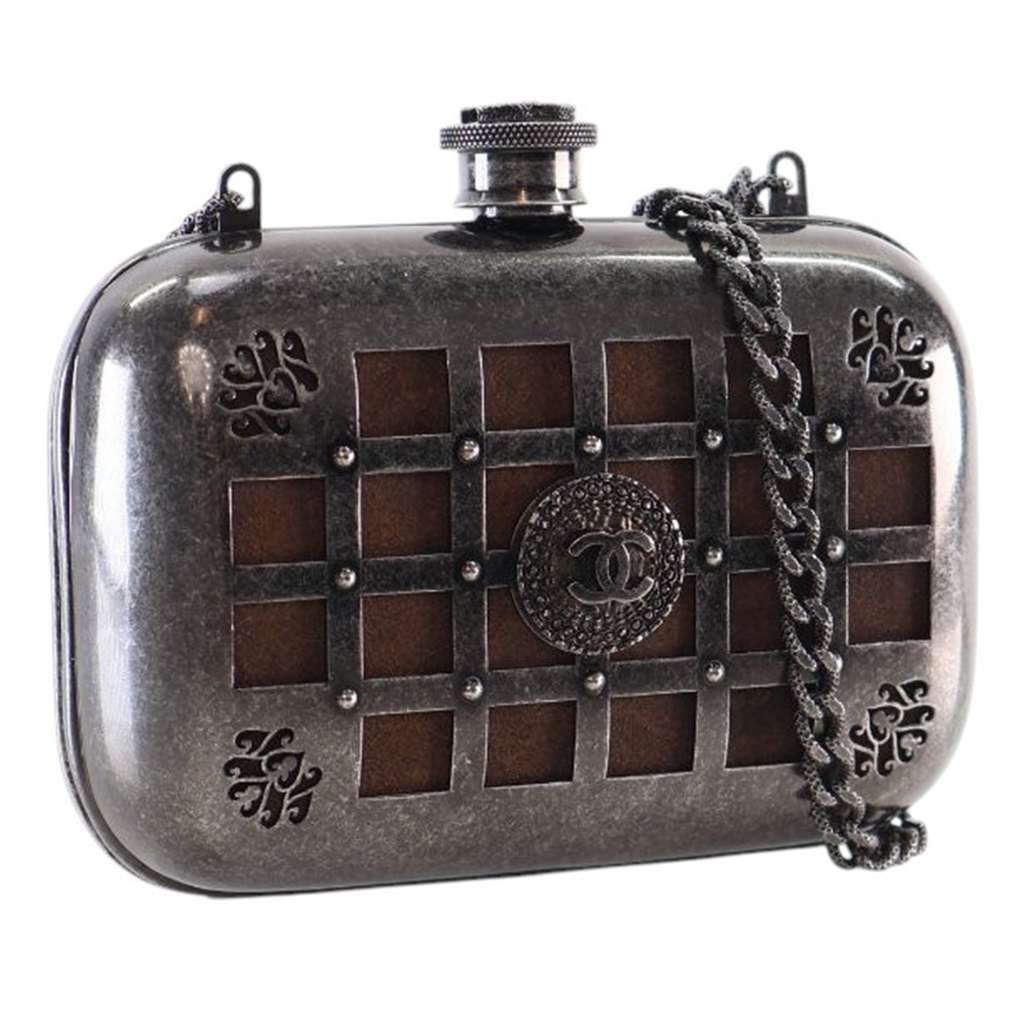 Chanel Paris Edinburgh Mini Gunmetal Grid Cage Clutch on Chain - Image 6