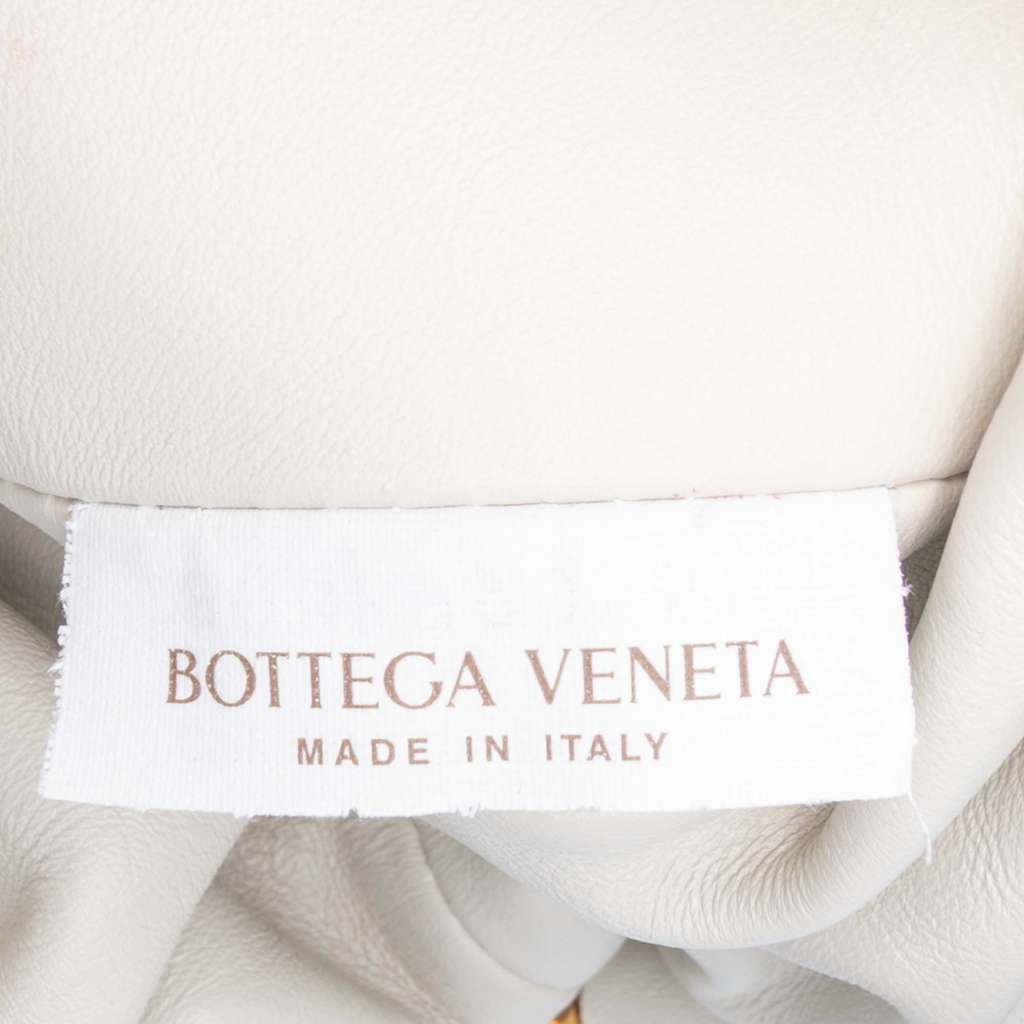 Bottega Veneta Lambskin The Mini Pouch Crossbody - Detail 1