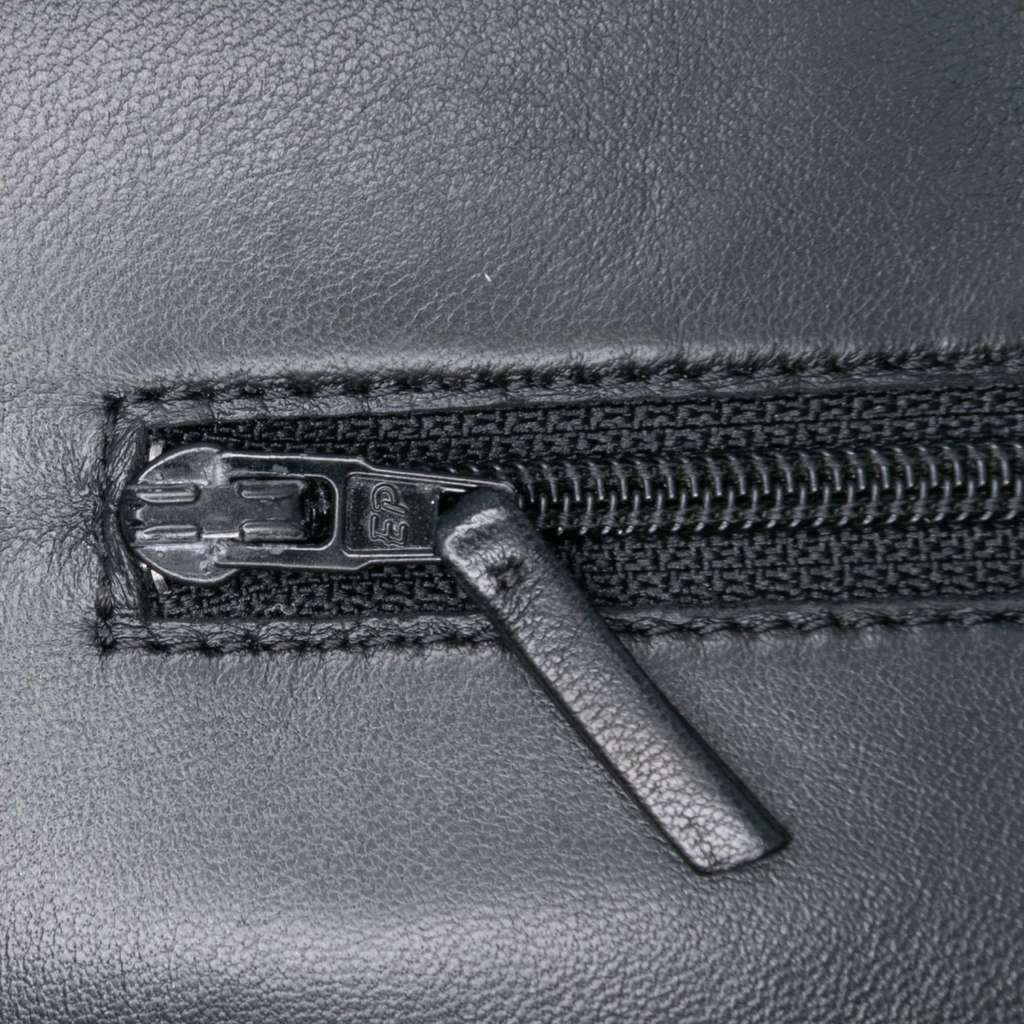 Chanel Camellia Embossed Lambskin Wallet On Chain - Image 12