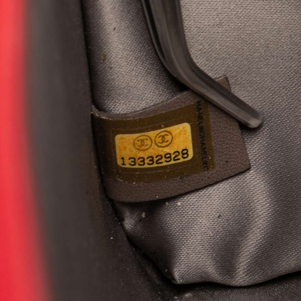 Chanel Patent Calfskin Lucky Symbols Pochette - Detail 1