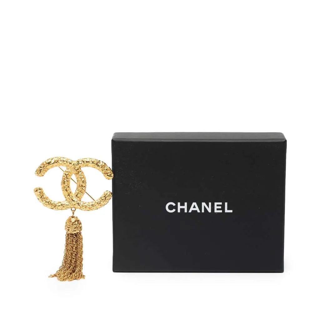 Chanel Gold Plated CC Logo Tassel Lava Fringe Brooch Gold Metal Good - Box View