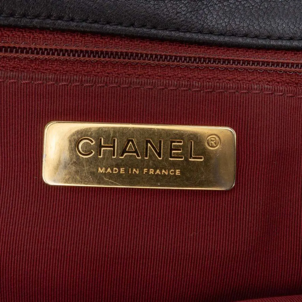 Chanel Large Lambskin 19 Flap Black Leather Good - Box View