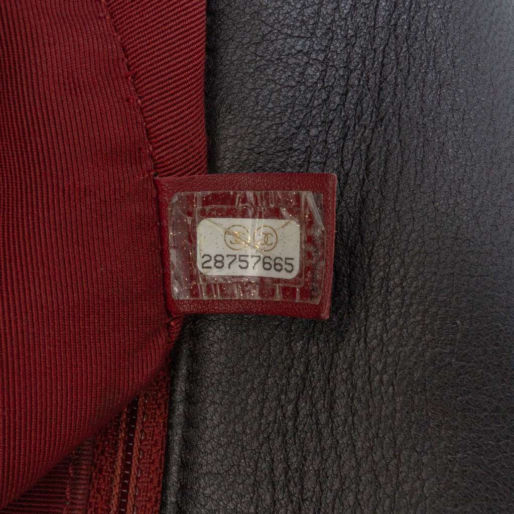 Chanel Large Lambskin 19 Flap - Detail 1