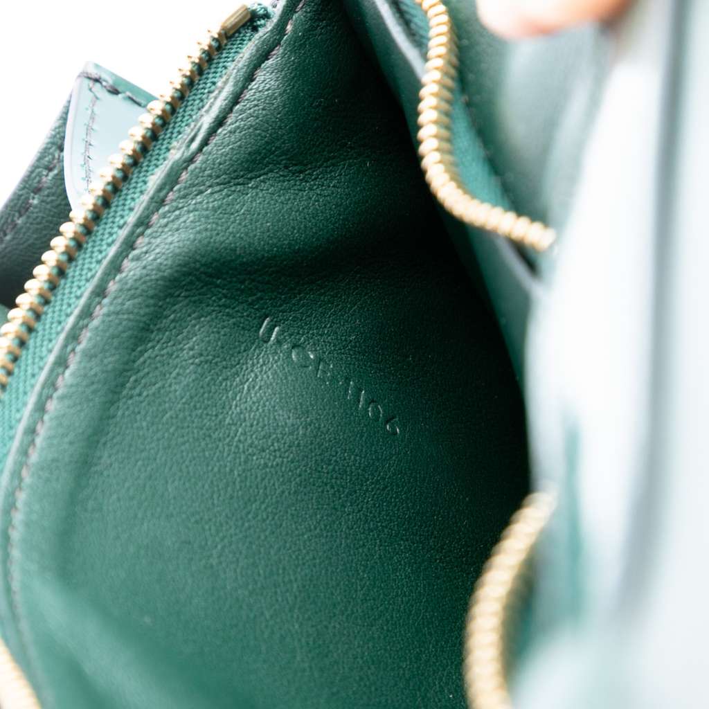 Celine Medium Patent Classic Box - Detail 1