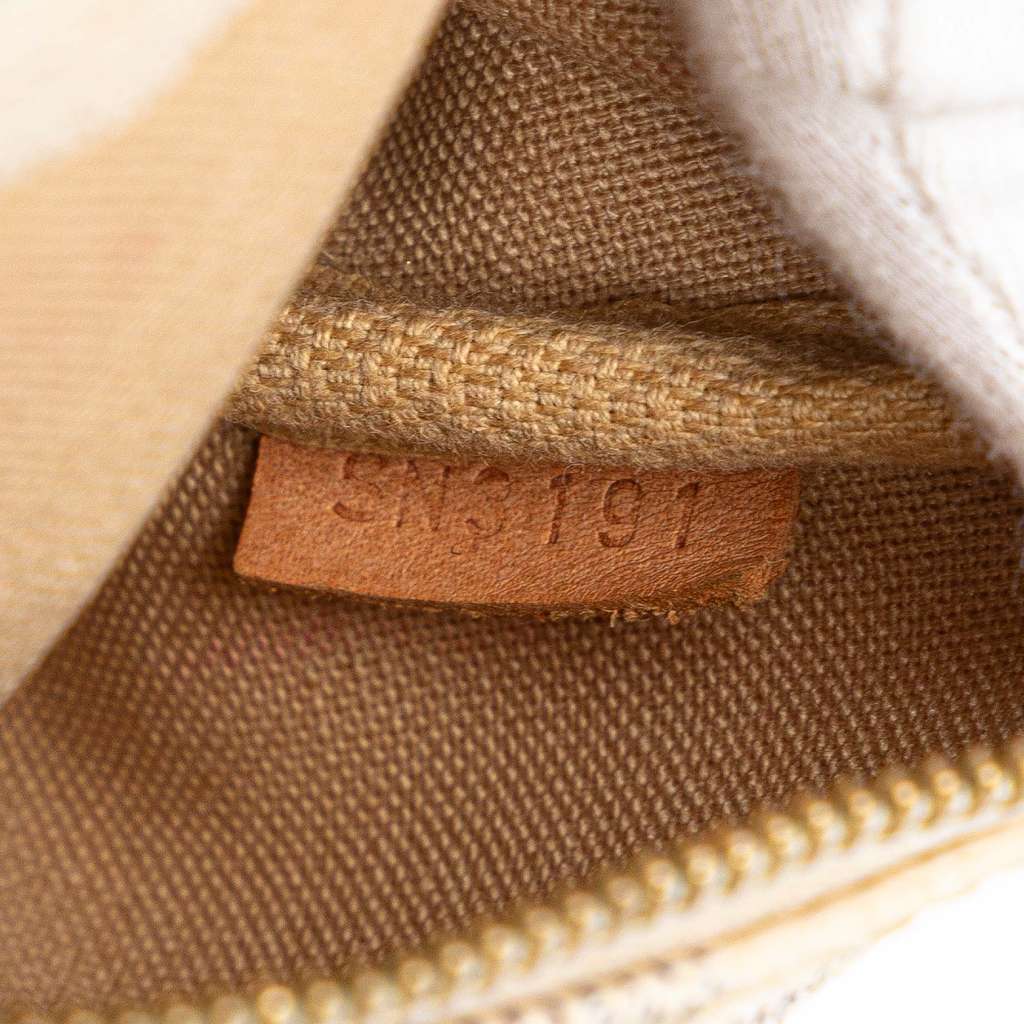 Louis Vuitton Damier Azur Eva - Detail 1